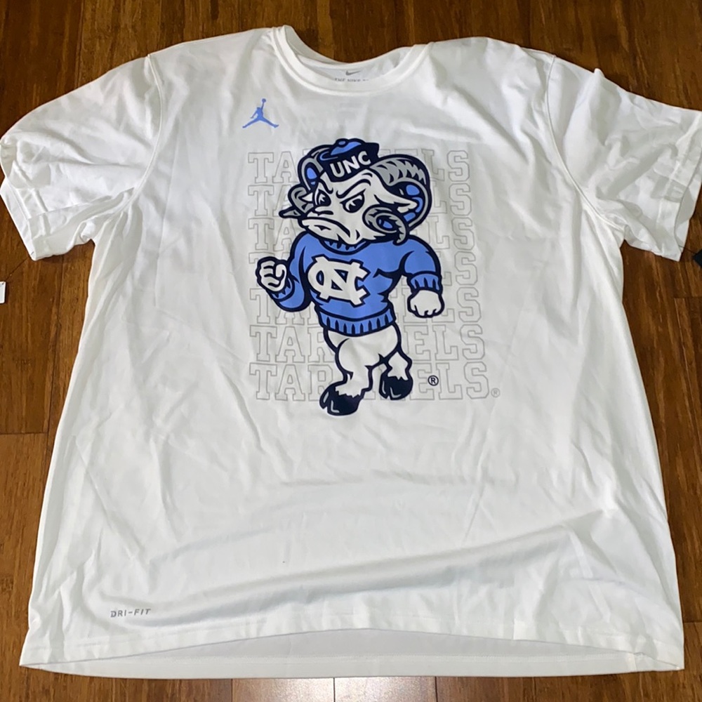 Nike Drifit UNC tshirt